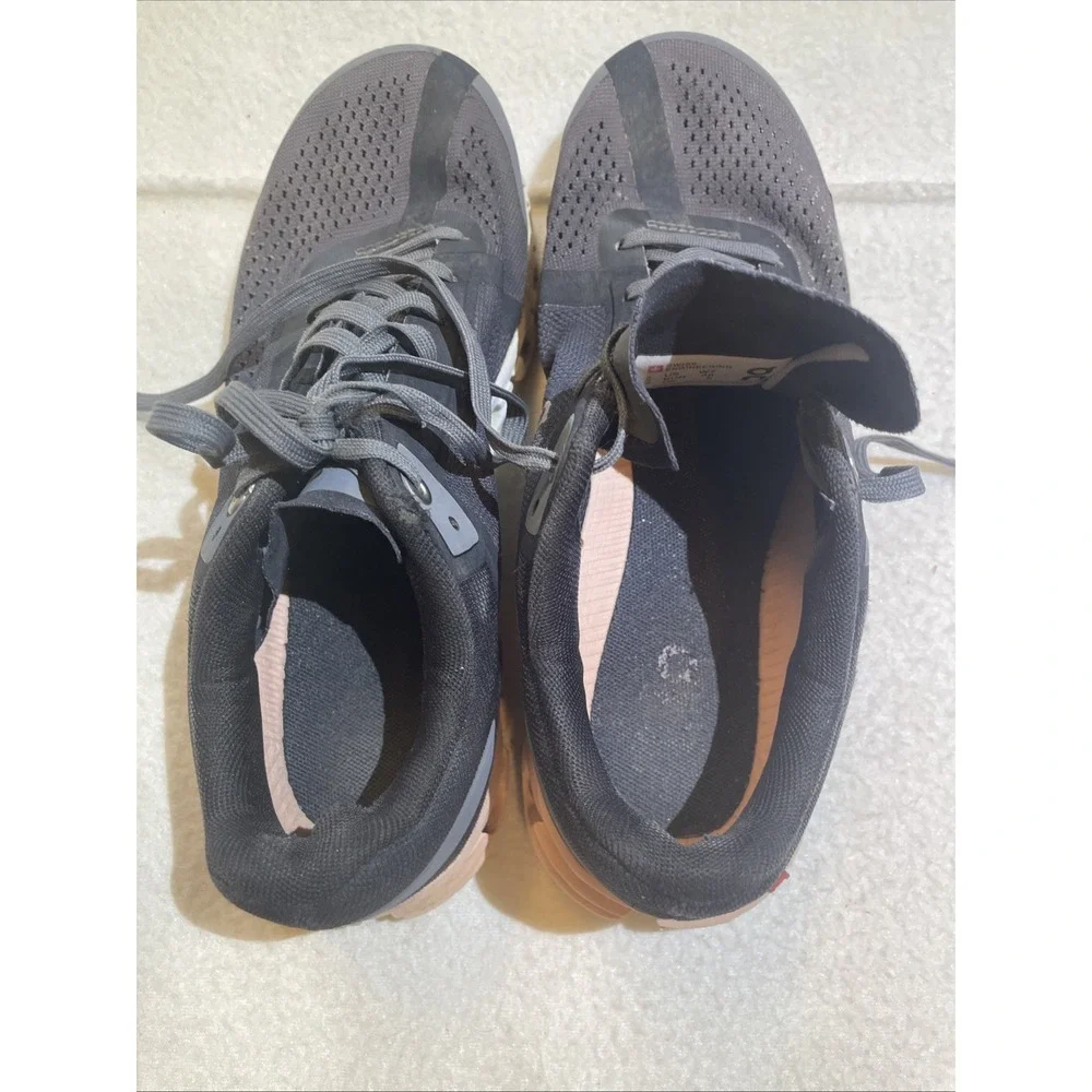 On Cloud Cloudflow Running Shoes Women Size 7 Grey Athletic‎ Sneaker